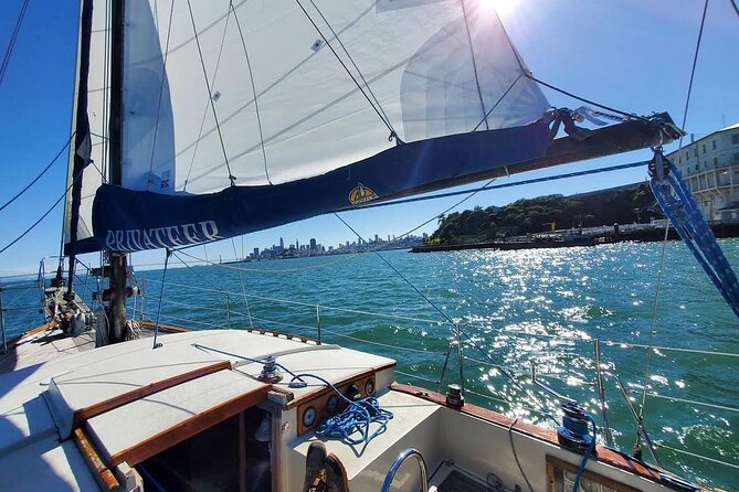 1.5-Hour San Francisco Bay Sailing Tour - What the crew adds to the ride