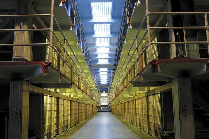 2-Day Alcatraz Visit + Golden Gate Bridge Bike Tour - Fort Mason, Crissy Field, and the Palace of Fine Arts