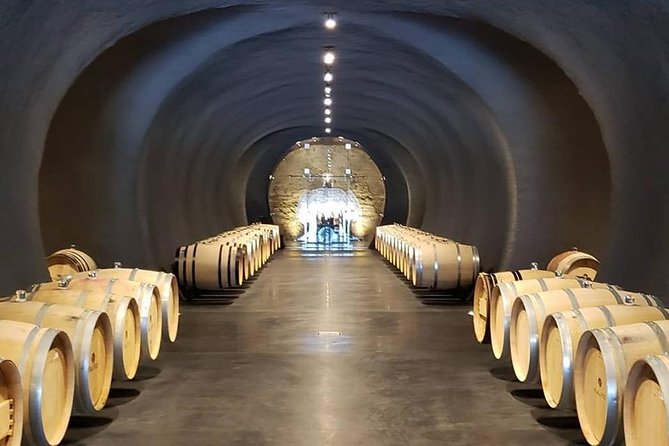 6-Hour Luxury Napa Wine Tasting Tour with Route Planning - Stop three: finishing with room to breathe