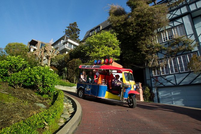 Alcatraz Combo with San Francisco Private Group City Tour - A 9 a.m. start through the waterfront