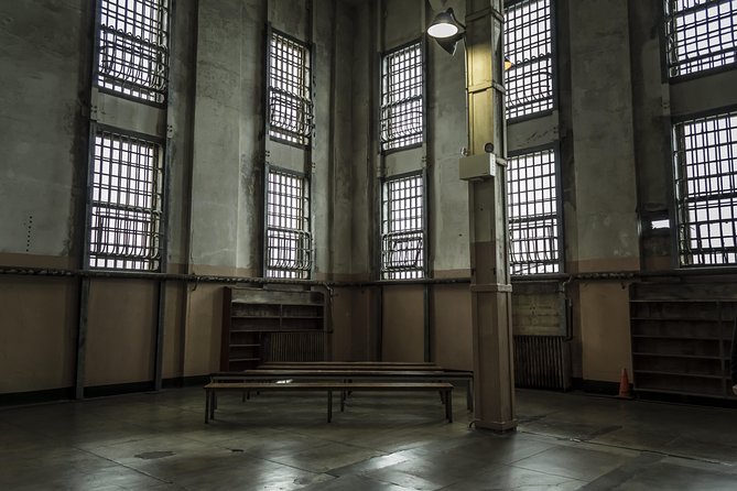 Alcatraz Island Tour Package - Walking onto the prison island