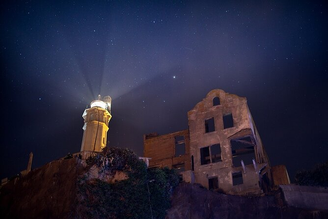 Alcatraz Night Tour and San Francisco Bay Cruise - The stories behind the walls