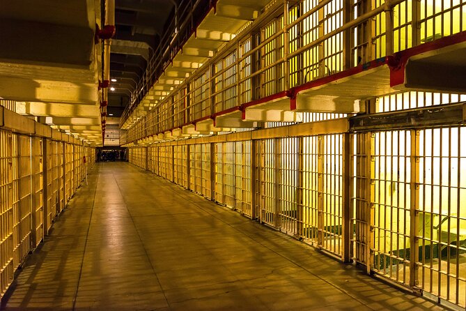 Alcatraz Night Tour with SF Bay Cruise - Why Alcatraz at night feels different