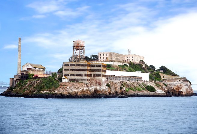 Alcatraz Tour Plus Muir Woods and Sausalito Day Trip - Golden Gate Bridge views at North Vista Point