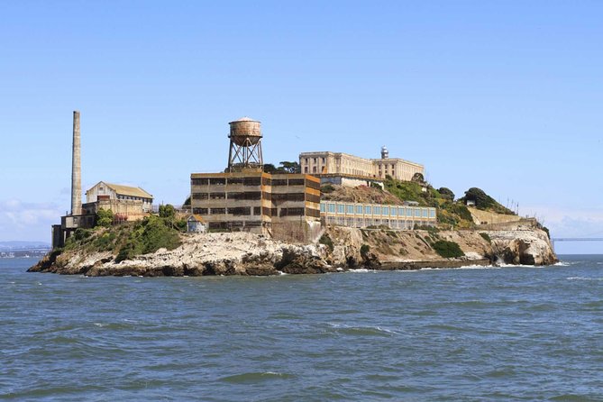Alcatraz Visit and Golden Gate Bridge Express - Two San Francisco icons in one tightly planned day