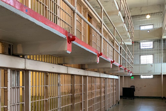 Alcatraz Visit with Night Option and SF Bay Cruise - The 45-minute cellhouse audio tour