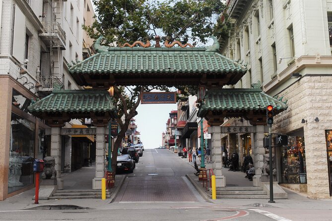 Chinatown Food & History Walking Tour - Small Group - Why this Chinatown walk works better than wandering alone
