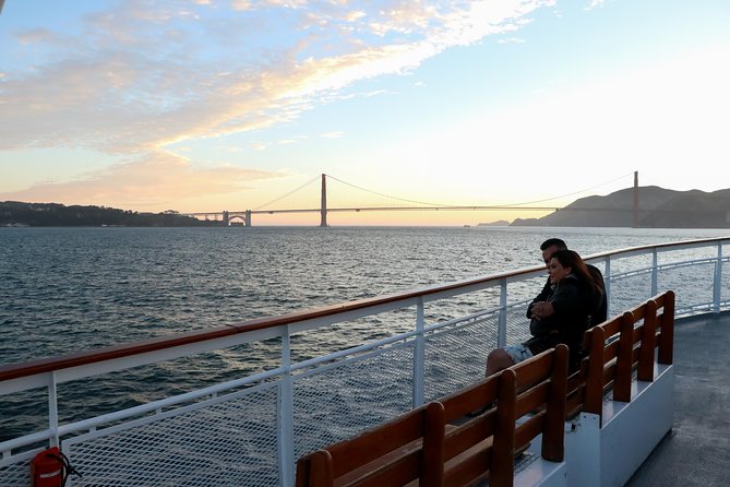 City Cruises San Francisco: Signature Dinner Cruise - The DJ, dancing, and noise level