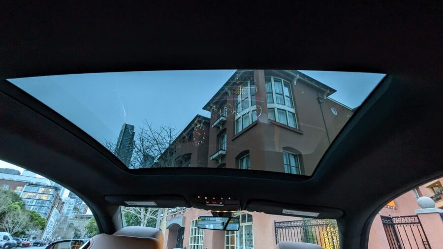 Custom Private Tour in a Luxurious Mercedes - Twin Peaks for the broad city view