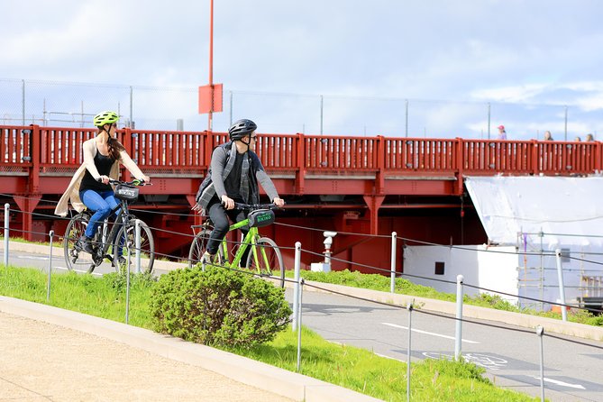 Golden Gate Bridge Bike Rentals with Optional Ferry Return - Price and value at $21.73
