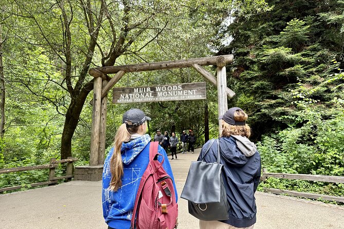 Half-Day Muir Woods & Sausalito Tour with Entry Ticket Included - Palace of Fine Arts and the crossing of the Golden Gate