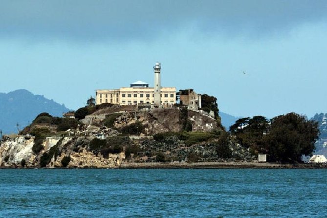 Inside Alcatraz and Golden Gate Bridge Bay Cruise - Walking From Pier 33 to the Golden Gate Cruise