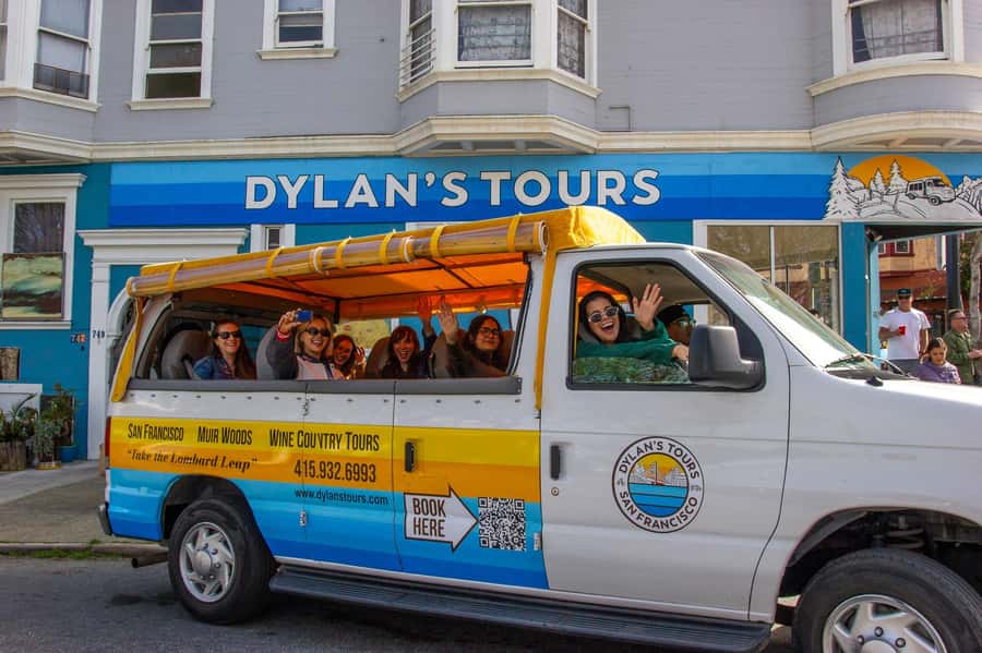 Lombard Leap: Lombard Street, Coit Tower and Chinatown Tour - Key points to know before booking