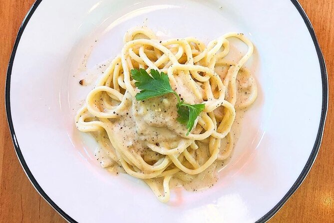 North Beach Food Tasting and Cultural Walking Tour - Molinari Delicatessen and North Beach’s Italian roots