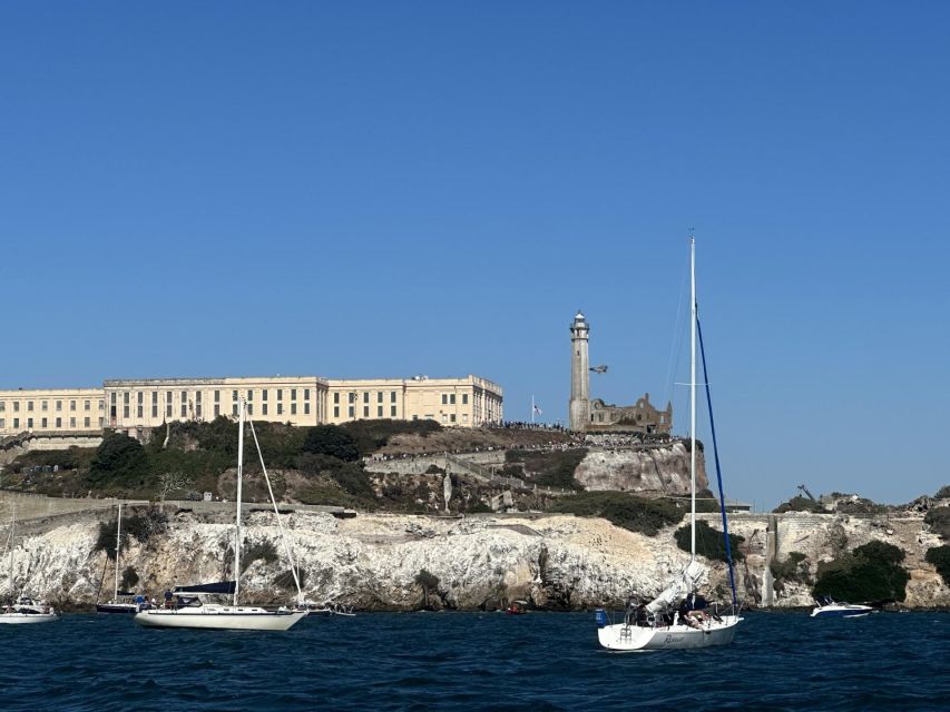 SAN FRANCISCO: (2hr) Interactive Sailing Experience - San Francisco’s waterfront from the water