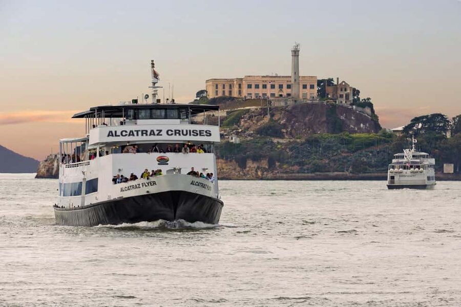 San Francisco: Alcatraz Admission + City Highlights Tour - Starting in Little Italy with a seven-passenger van