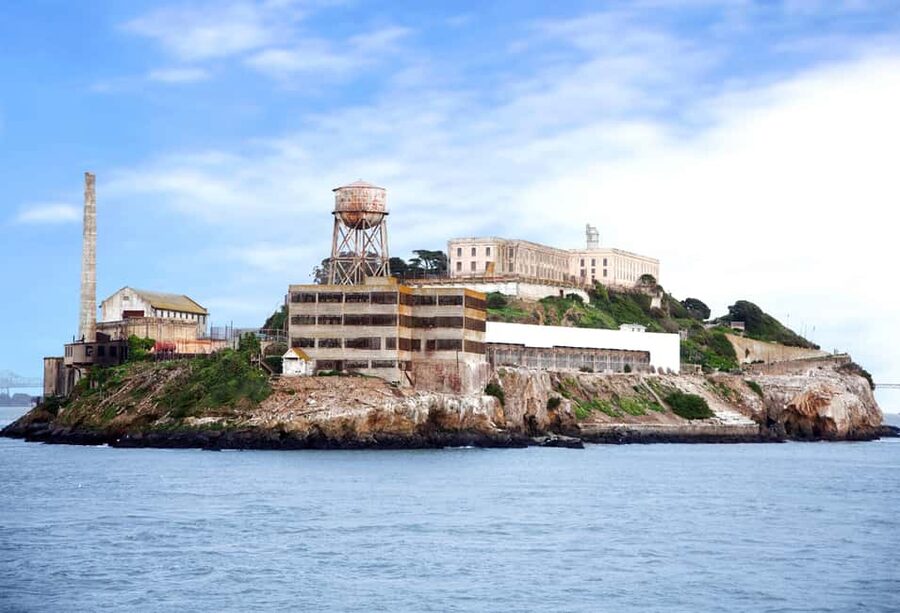 San Francisco: Alcatraz, Ferry & Audio Tour w/ Night Option - Should you book it?