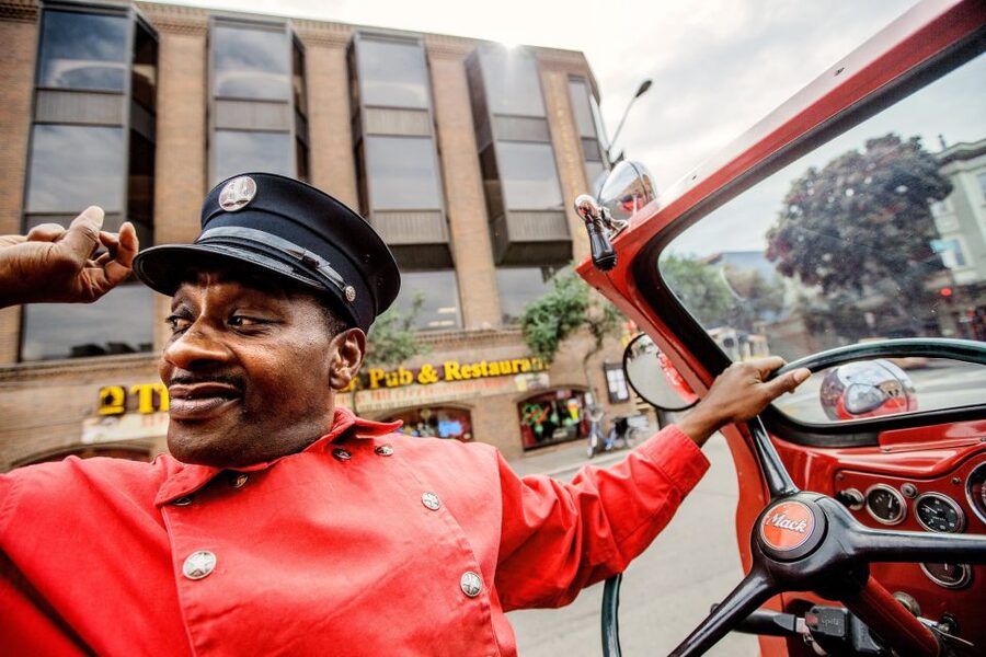 San Francisco Bay: 90-Minute Fire Engine Tour - Union Street and the return to The Cannery