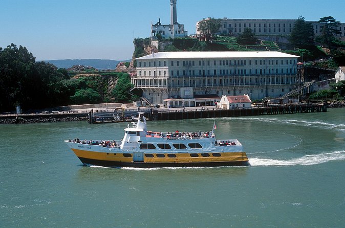 San Francisco Bay Cruise & Double Decker Night Tour - Switching from boat to double-decker bus
