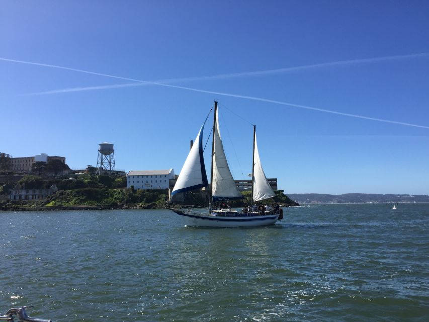 San Francisco: Bay Sailing Tour with Drinks - Finding Pier 39 Dock F without a scramble