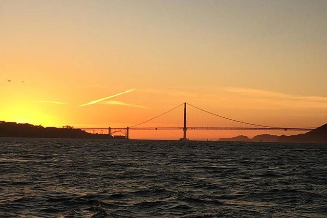 San Francisco Bay Sunset Catamaran Cruise - The included drink and onboard bar