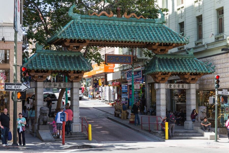 San Francisco: Chinatown Culinary Walking Tour - Dim sum, pastries, and the oldest Chinese bakery in the city
