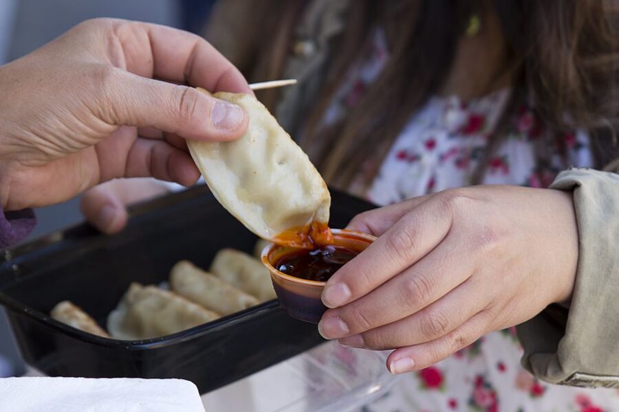 San Francisco: Chinatown Walking Food Tour - What the guides add to the experience