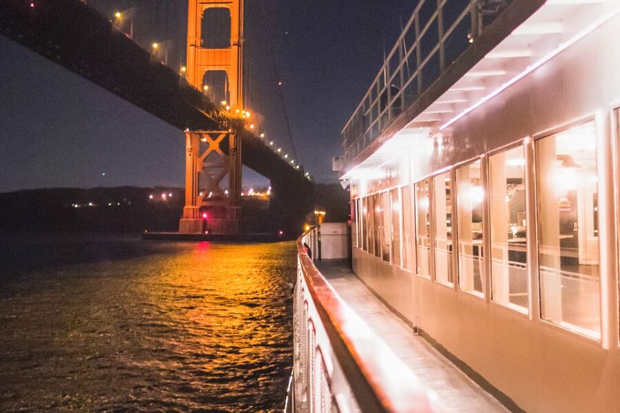 San Francisco: City Cruises Premier Brunch or Dinner Cruise - The Golden Gate Bridge is the main photo moment