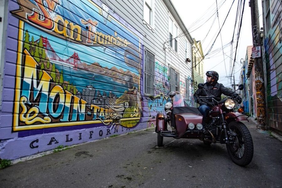 San Francisco: City Sunset Tour by Vintage Sidecar - Reaching the Golden Gate Bridge at sunset