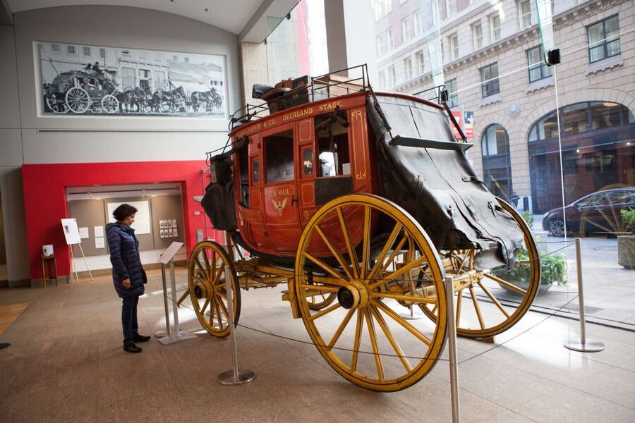 San Francisco City Tour - Guides, narration, and language choice
