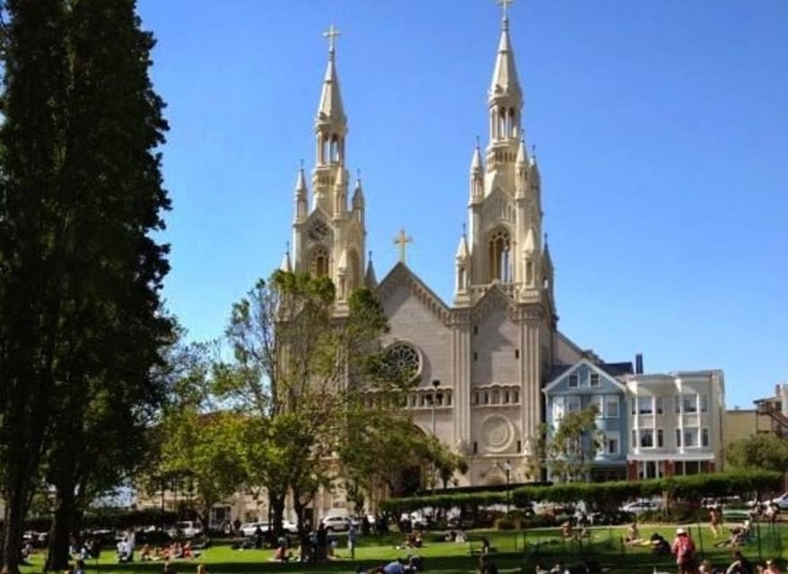 San Francisco : Downtown Private Walking Tour With A Guide - Walking, public transport, and physical comfort