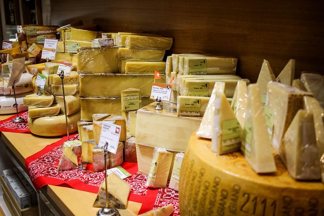 San Francisco Food Tour: Ferry Building and Ferry Plaza Farmers Market - A good choice for limited walking