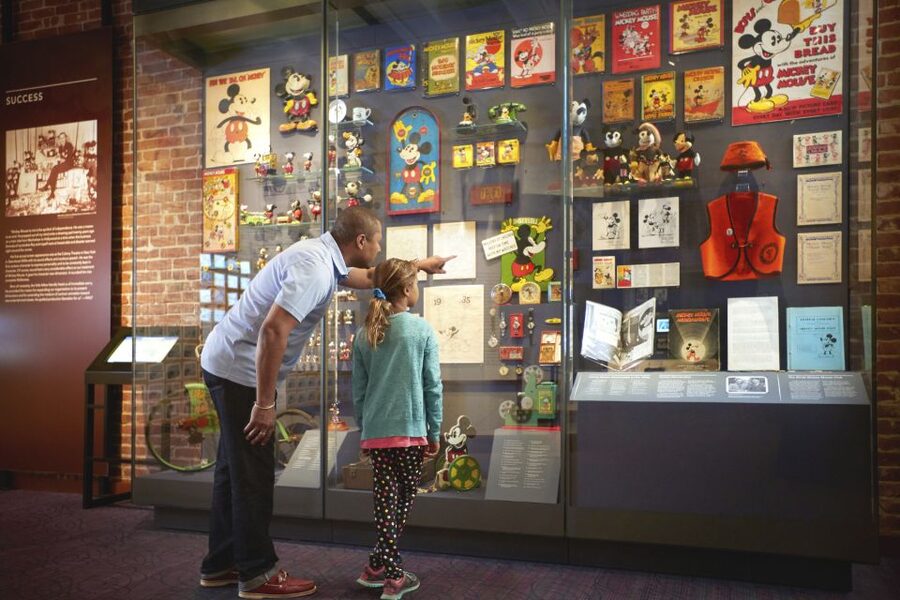 San Francisco: Go City Explorer Pass with 2-5 Attractions - Big Bus, cable cars, and seeing the city