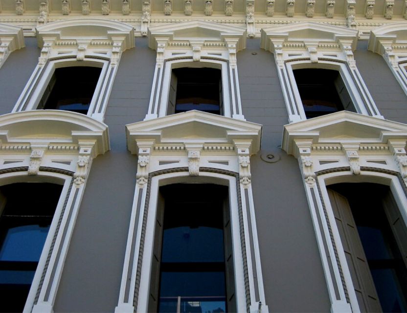 San Francisco: Gold, Greed, and Gunslingers Walking Tour - Jackson Square and the earthquake that changed San Francisco