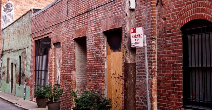 San Francisco: Gold, Greed, and Gunslingers Walking Tour - Devil’s Acre and Sydney Town