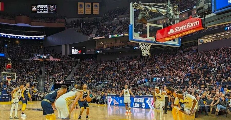 San Francisco: Golden State Warriors Basketball Game Ticket - Arriving at Chase Center in Mission Bay