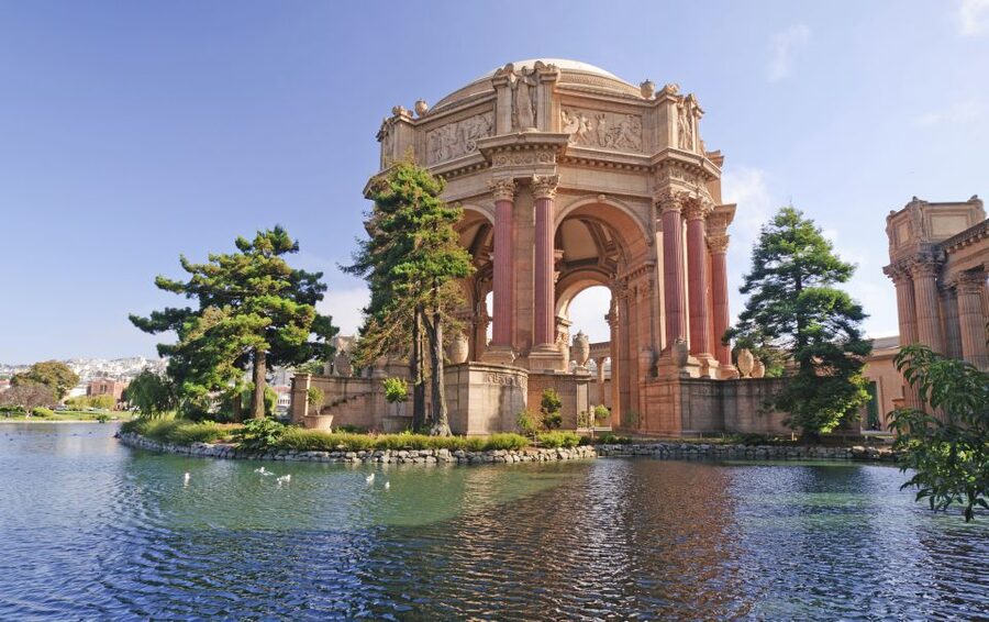 San Francisco Grand City Tour + Muir Woods and Sausalito - One day from the bay to the redwoods