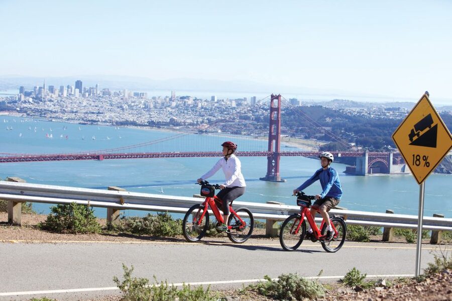 San Francisco: Hop-On Hop-Off Sightseeing Tour with 17 Stops - Pier 35, Pier 39, and the return to Fisherman’s Wharf
