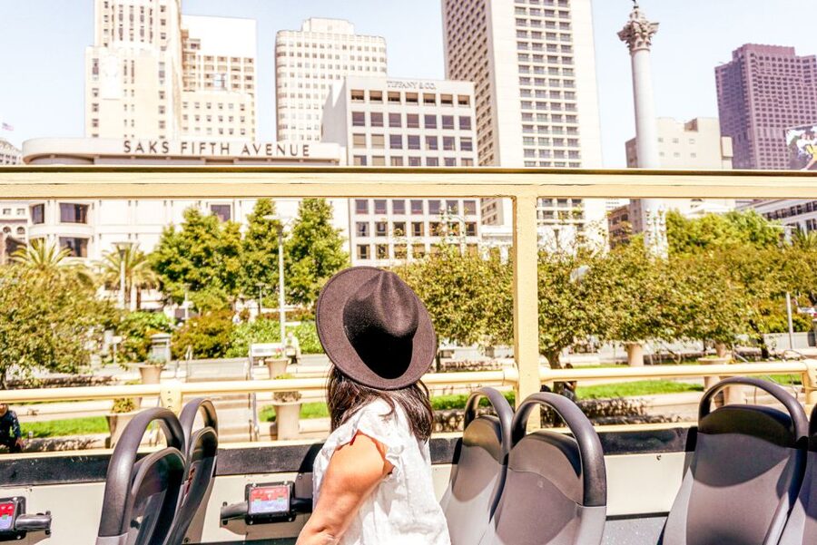 San Francisco: Hop-On Hop-Off Sightseeing Tour with 17 Stops - Why this bus works well on a first day