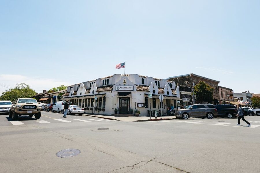 San Francisco: Muir Woods, Napa & Sonoma Valley Wine Tour - Morning pickup and the road across the Golden Gate