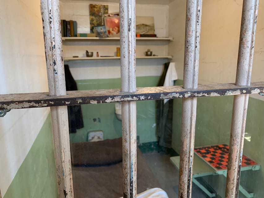 San Francisco: Muir Woods, Sausalito, & Alcatraz Night Tour - Who should book this outing?