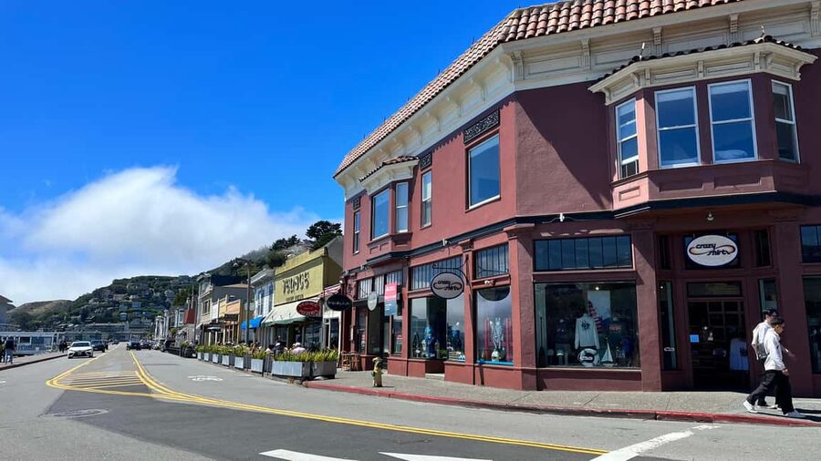 San Francisco: Muir Woods & Sausalito Tour with Ferry Option - The ride to Sausalito