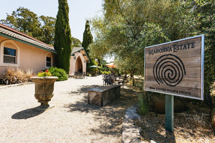 San Francisco: Napa and Sonoma Valley Wine Tour - The coach ride: useful, safe, and not intimate