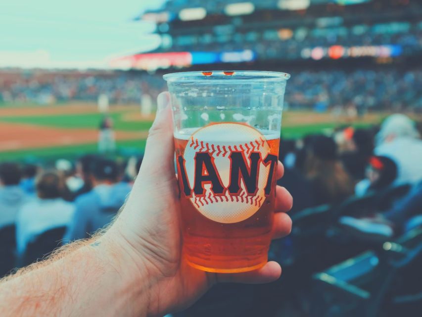 San Francisco: San Francisco Giants Baseball Game Ticket - Food, drinks, and the cost of a baseball afternoon