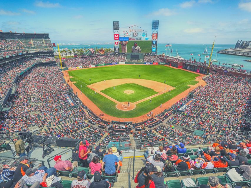 San Francisco: San Francisco Giants Baseball Game Ticket - Getting inside with a mobile ticket