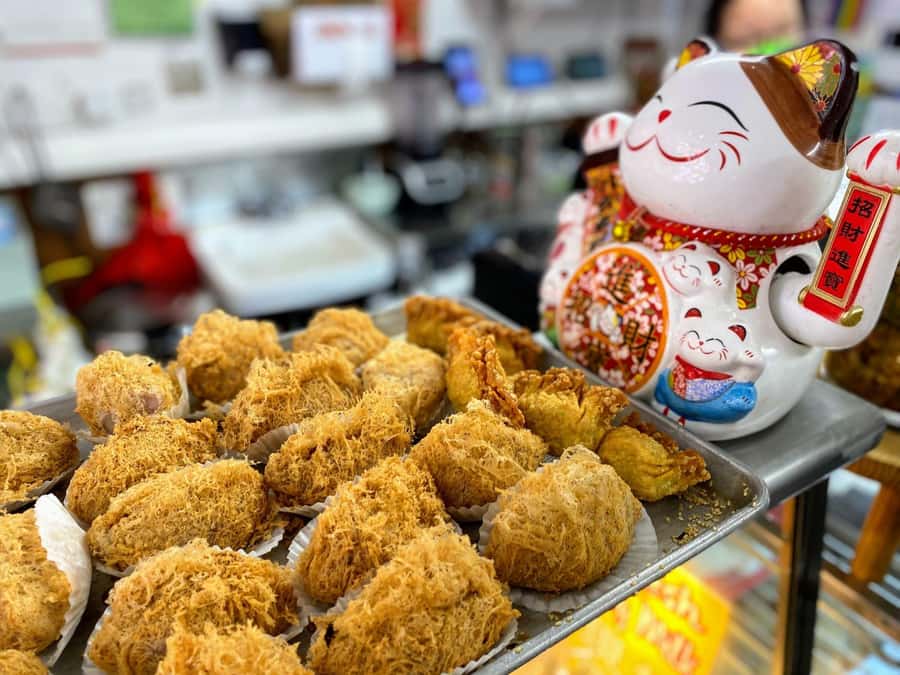 San Francisco: Secret Food Tour of North Beach and Chinatown - The old Chinese temple
