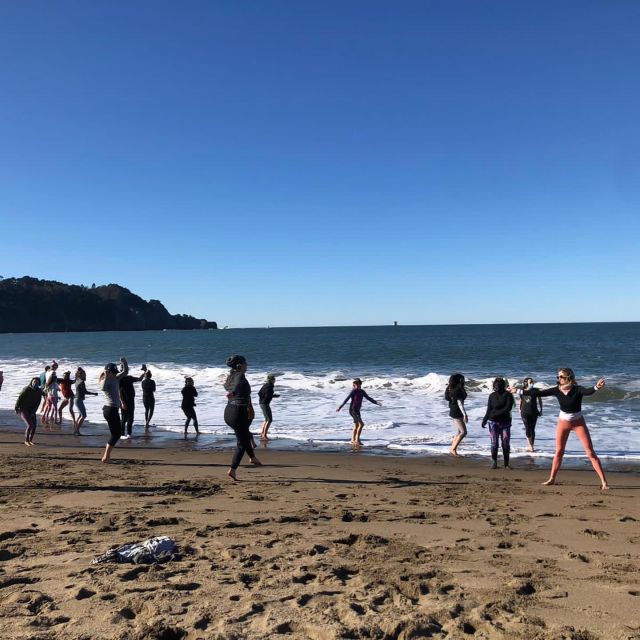 San Francisco: Silent Disco Yoga at Baker Beach - Saturday morning groove: the liveliest daytime choice