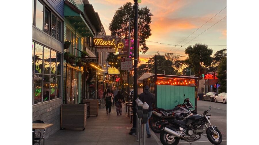 San Francisco: True Crime Tales from the Haight - Starting at Haight and Stanyan streets