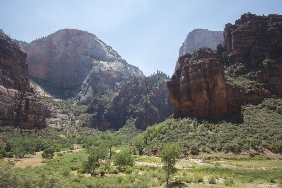 San Francisco: Yosemite, Las Vegas, Bryce & Zion, 6-Day Tour - Guides, language support, and group comfort