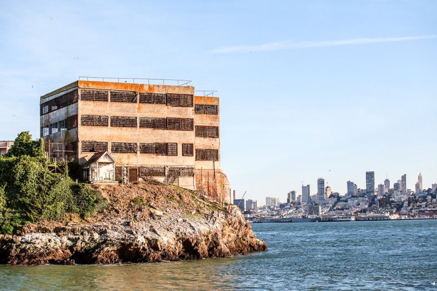 SF: Golden Gate Cruise & Hop-On Hop-Off Bus Tour (Save 15%) - From Pier 41 to Chinatown and North Beach